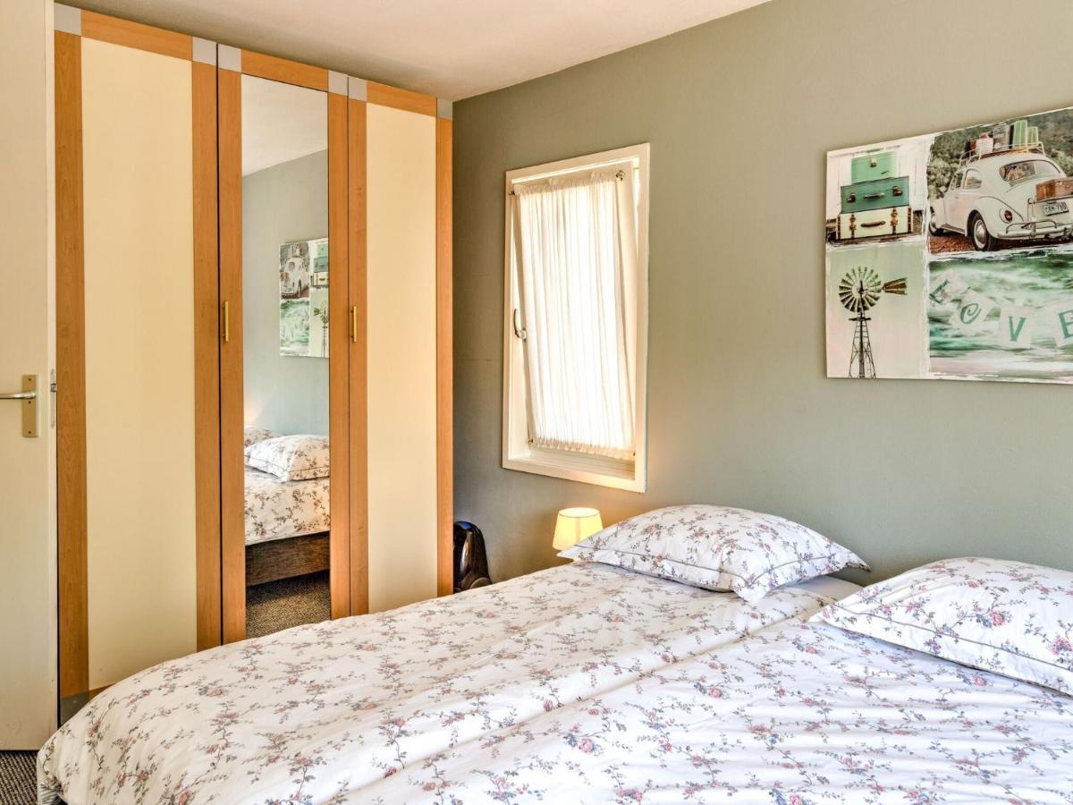 Modern Apartment In Schoorl Near The Beach Екстер'єр фото